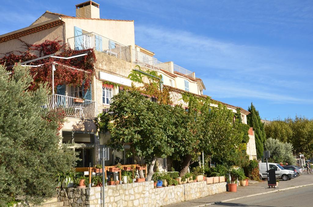 Auberge Du Lac Бодюен Екстериор снимка